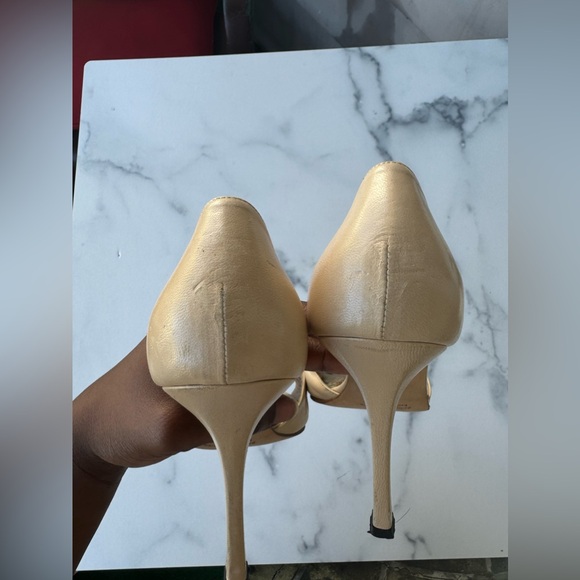 Manolo Blahnik Tan Leather D’orsay Heels Open Toe Floral Insoles Size 39 - Picture 6 of 7